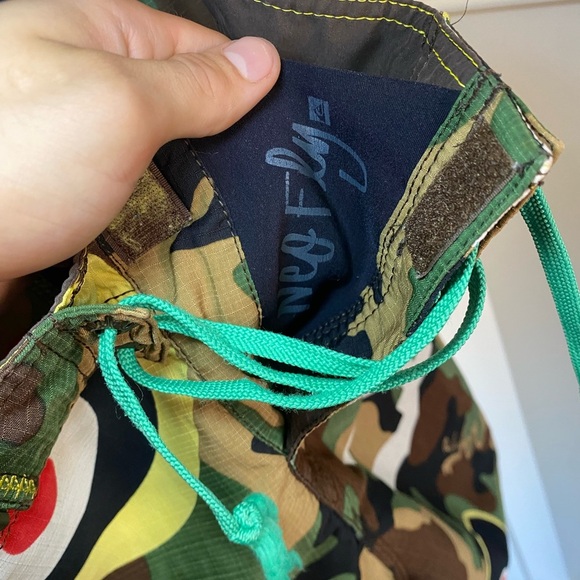 Vintage Quicksilver army & navy camo swim shorts - Picture 12 of 15